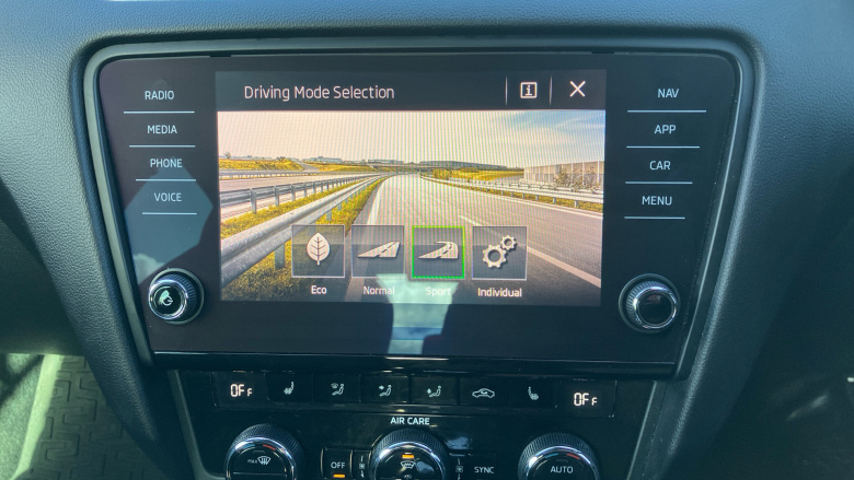 Skoda Octavia 2.0 TSI vRS 5dr DSG Petrol Hatchback